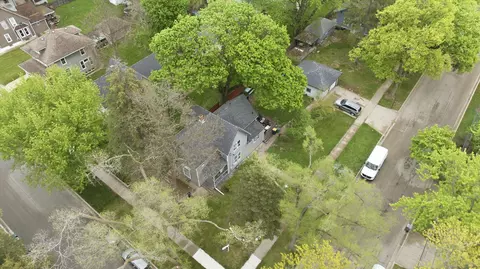 View/Area - 1003 Saint John St, Elgin, IL 60120 photo 2 of 5