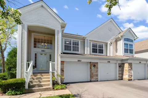 160 Fairfield Ln, Carol Stream, IL 60188