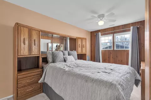 Bedroom - 1314 Ely Ct #1314, Wheeling, IL 60090 photo 2 of 4