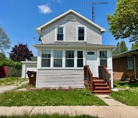 121 N Hickory St, Manteno, IL 60950