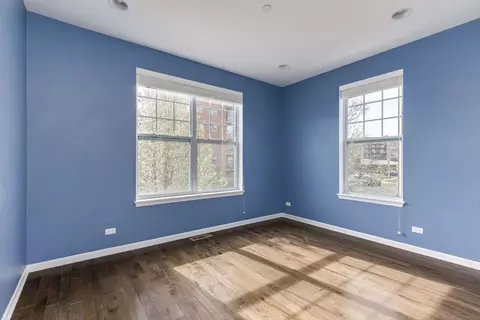 Bedroom - 822 Center St, Des Plaines, IL 60016 photo 1 of 5