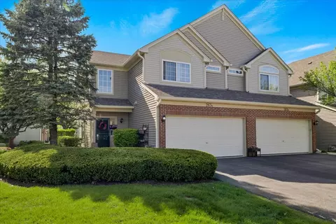 263 Nicole Dr #A, South Elgin, IL 60177