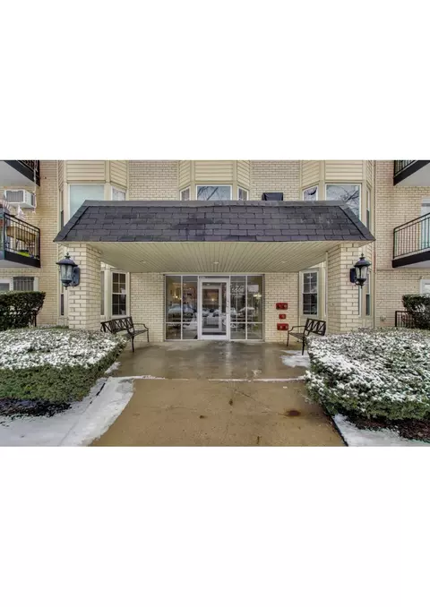 5506 Lincoln Ave #A521, Morton Grove, IL 60053