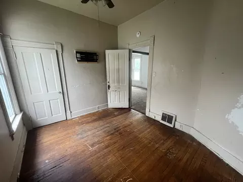 Bedroom - 429 E Locust St, Kankakee, IL 60901 photo 5 of 5