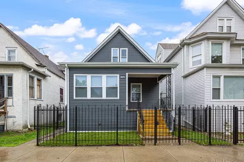 1132 N Waller Ave, Chicago, IL 60651