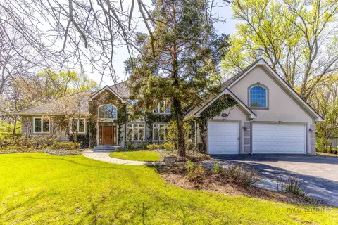 3031 Farner Ct, Riverwoods, IL 60015