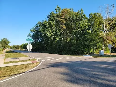 125 S Delany Rd, Gurnee, IL 60031