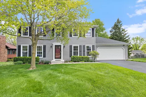 18 Jennifer Ln, Dekalb, IL 60115