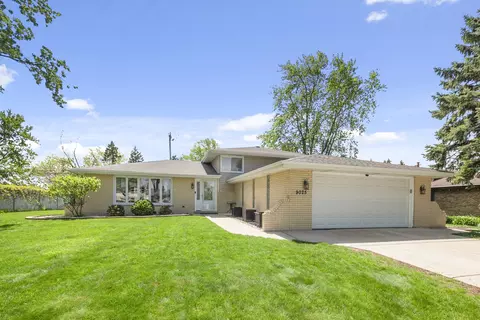 9025 Kathy Ct, Orland Park, IL 60462