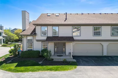 3 S082 Timber Dr #7B, Warrenville, IL 60555