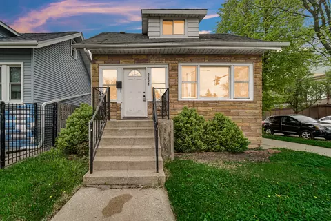 2101 N Narragansett Ave, Chicago, IL 60639