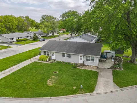 340 Nally Dr, Bourbonnais, IL 60914