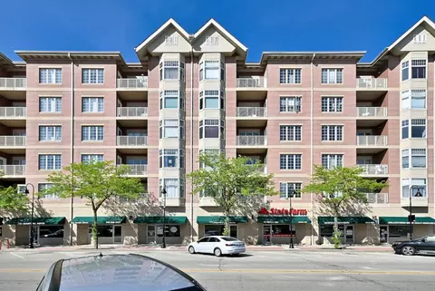 9670 Franklin Ave #213, Franklin Park, IL 60131