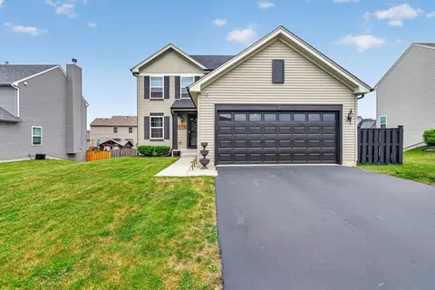 1902 Wildspring Pkwy, Joliet, IL 60431