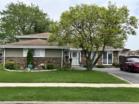 16625 Kenwood Ave, South Holland, IL 60473