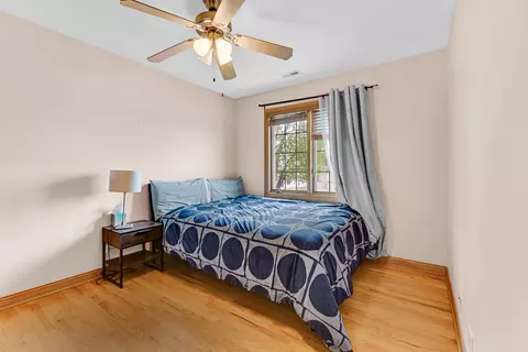 Bedroom - 7920 S Lorel Ave, Burbank, IL 60459 photo 5 of 6