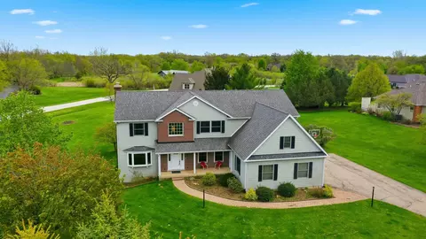 15911 Aspen Ct, Huntley, IL 60142