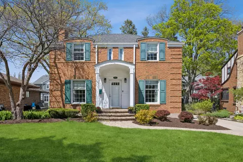 349 E Ridge Ave, Elmhurst, IL 60126
