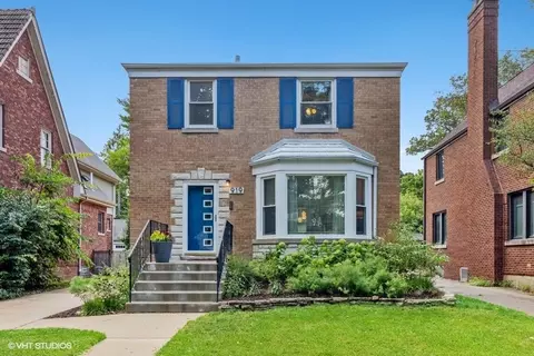 919 Belleforte Ave, Oak Park, IL 60302
