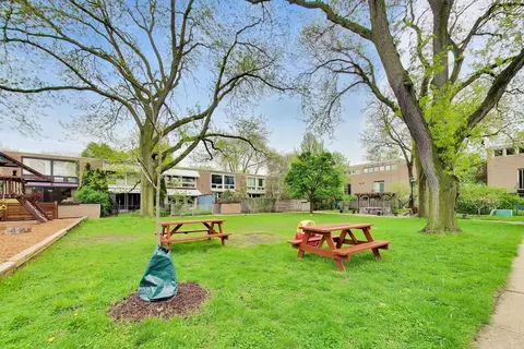 Exterior - 1456 E Park Pl, Chicago, IL 60637 photo 10 of 12