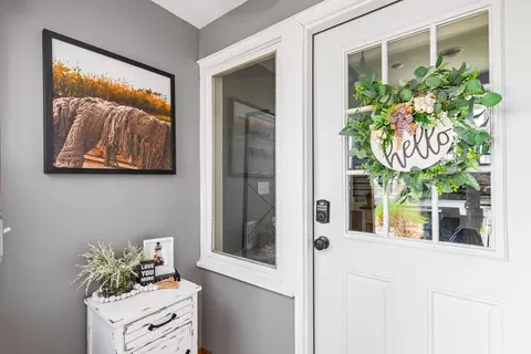 Entry Way - 4698 E 17th Rd, Leland, IL 60531 photo 5 of 5