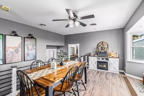 Dining - 4698 E 17th Rd, Leland, IL 60531 photo 3 of 3