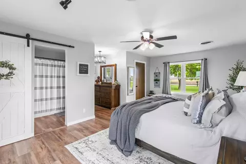 Bedroom - 4698 E 17th Rd, Leland, IL 60531 photo 3 of 4