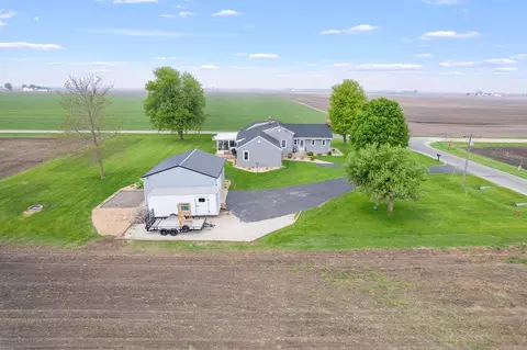 View/Area - 4698 E 17th Rd, Leland, IL 60531 photo 2 of 12