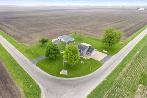 View/Area - 4698 E 17th Rd, Leland, IL 60531 photo 6 of 12