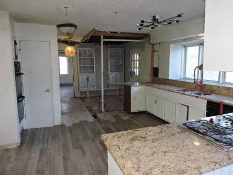 Kitchen - 2958 E Timberline Ct, Crete, IL 60417 photo 1 of 2