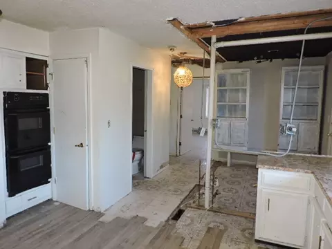 Entry Way - 2958 E Timberline Ct, Crete, IL 60417 photo 1 of 2