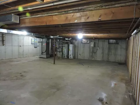 Other - 2958 E Timberline Ct, Crete, IL 60417 photo 9 of 11