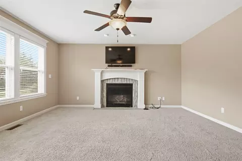 Living - 5403 Ferryman Rd, Bloomington, IL 61705 photo 2 of 4