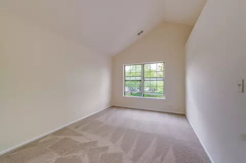 Bedroom - 338 Ashford Cir #2, Bartlett, IL 60103 photo 1 of 4