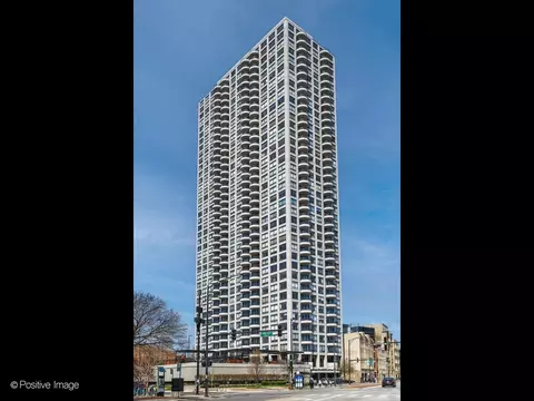 2020 N Lincoln Park W #4M, Chicago, IL 60614