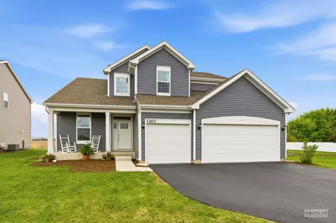 1303 Collins Dr, Elburn, IL 60119