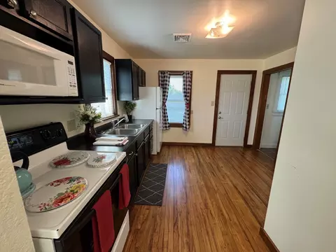 Kitchen - 219 W 7th St, Flora, IL 62839 photo 3 of 4