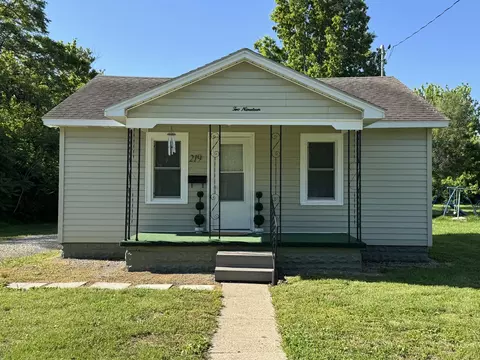 Other - 219 W 7th St, Flora, IL 62839 photo 6 of 6