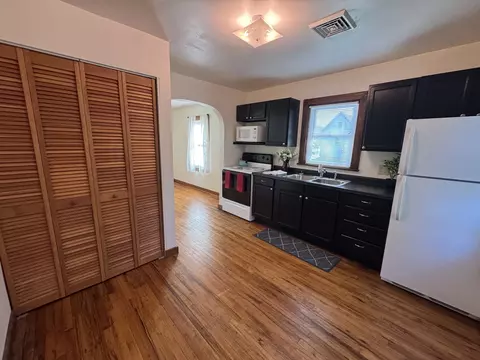 Kitchen - 219 W 7th St, Flora, IL 62839 photo 4 of 4
