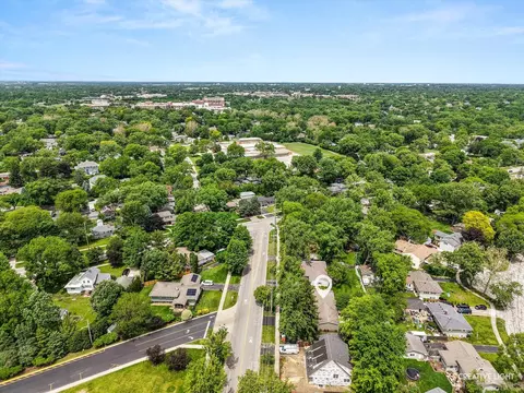 View/Area - 1128 Modaff Rd, Naperville, IL 60540 photo 3 of 6