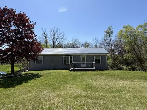 14905 Covell Rd, Morrison, IL 61270