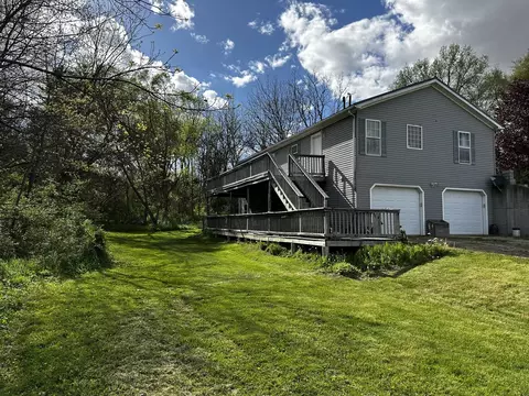 Exterior - 14905 Covell Rd, Morrison, IL 61270 photo 4 of 5