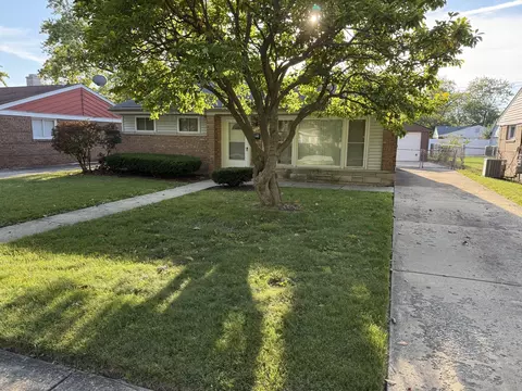 17222 Roy St, Lansing, IL 60438 photo 1