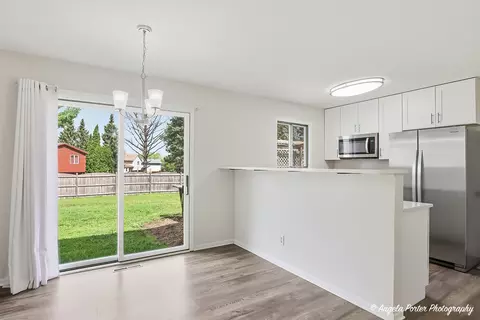 Kitchen - 213 Windridge Dr, Mchenry, IL 60050 photo 1 of 4