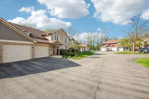 Exterior - 170 Grove Ave #B, Des Plaines, IL 60016 photo 2 of 5