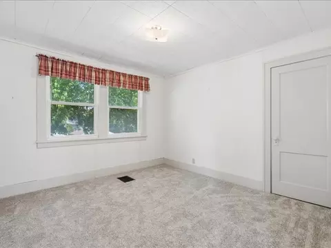 Bedroom - 2206 6th St, Moline, IL 61265 photo 2 of 7