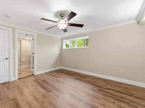 Bedroom - 1000 Crest St, Wheaton, IL 60189 photo 5 of 5