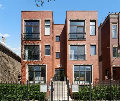 1103 N Wood St #1N, Chicago, IL 60622