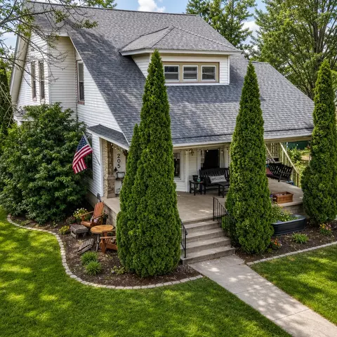 205 N Pine St, Waterman, IL 60556
