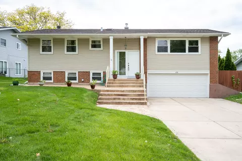2 S478 Lloyd Ave, Lombard, IL 60148
